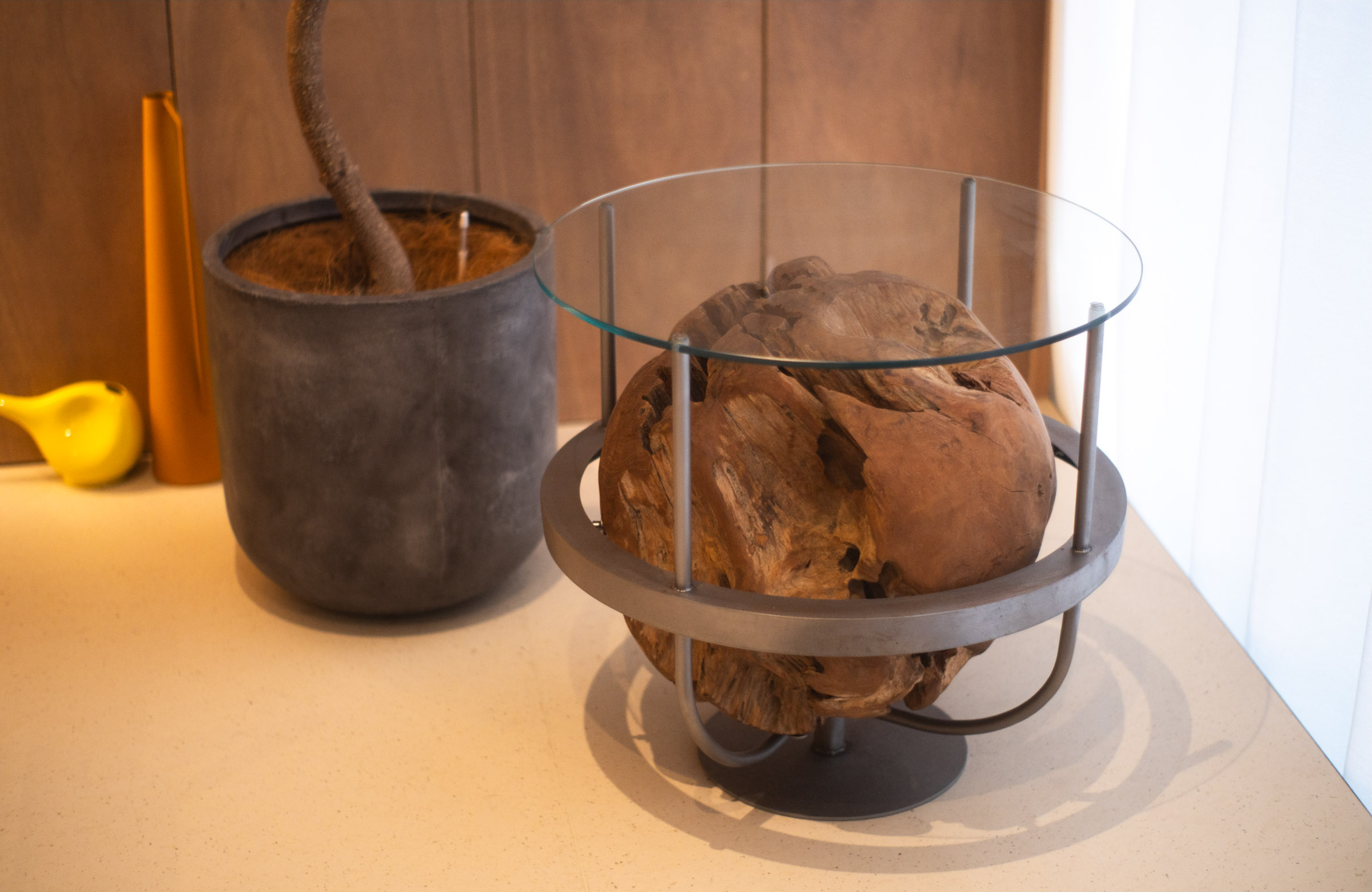 Driftwood Side Table 04