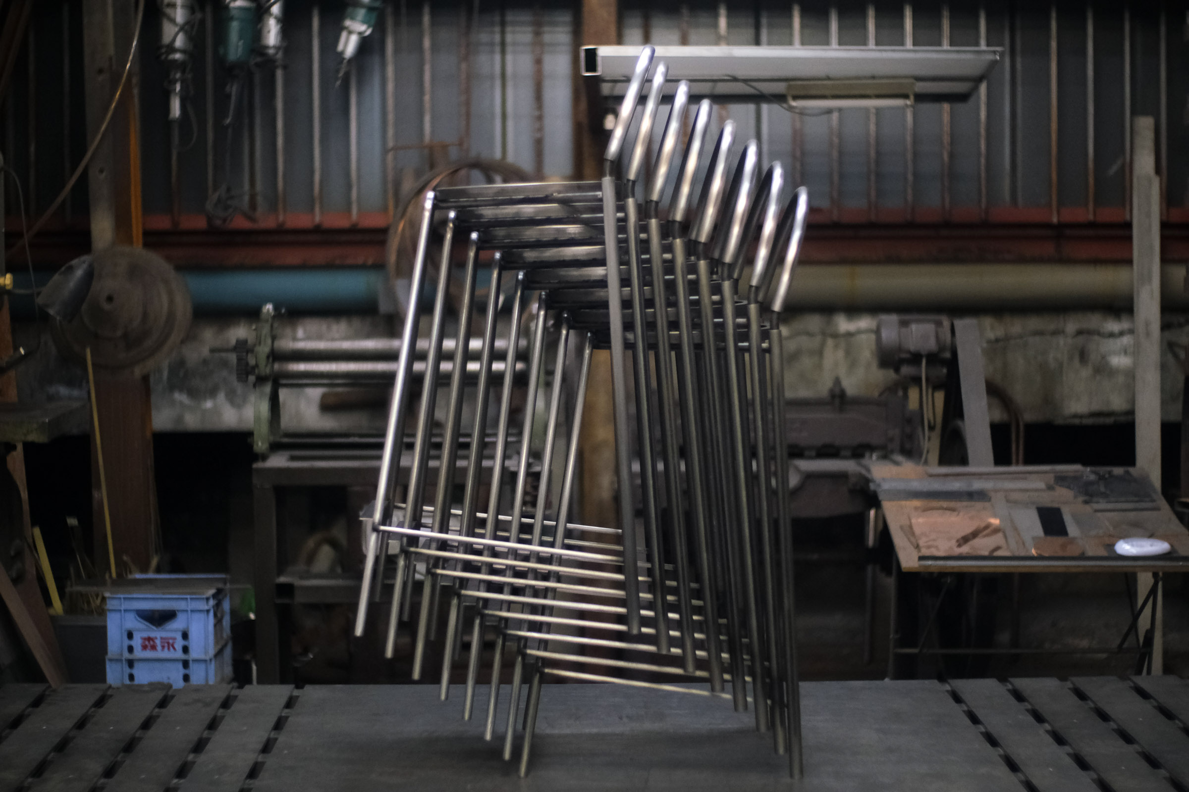 Stacking High Stool 03