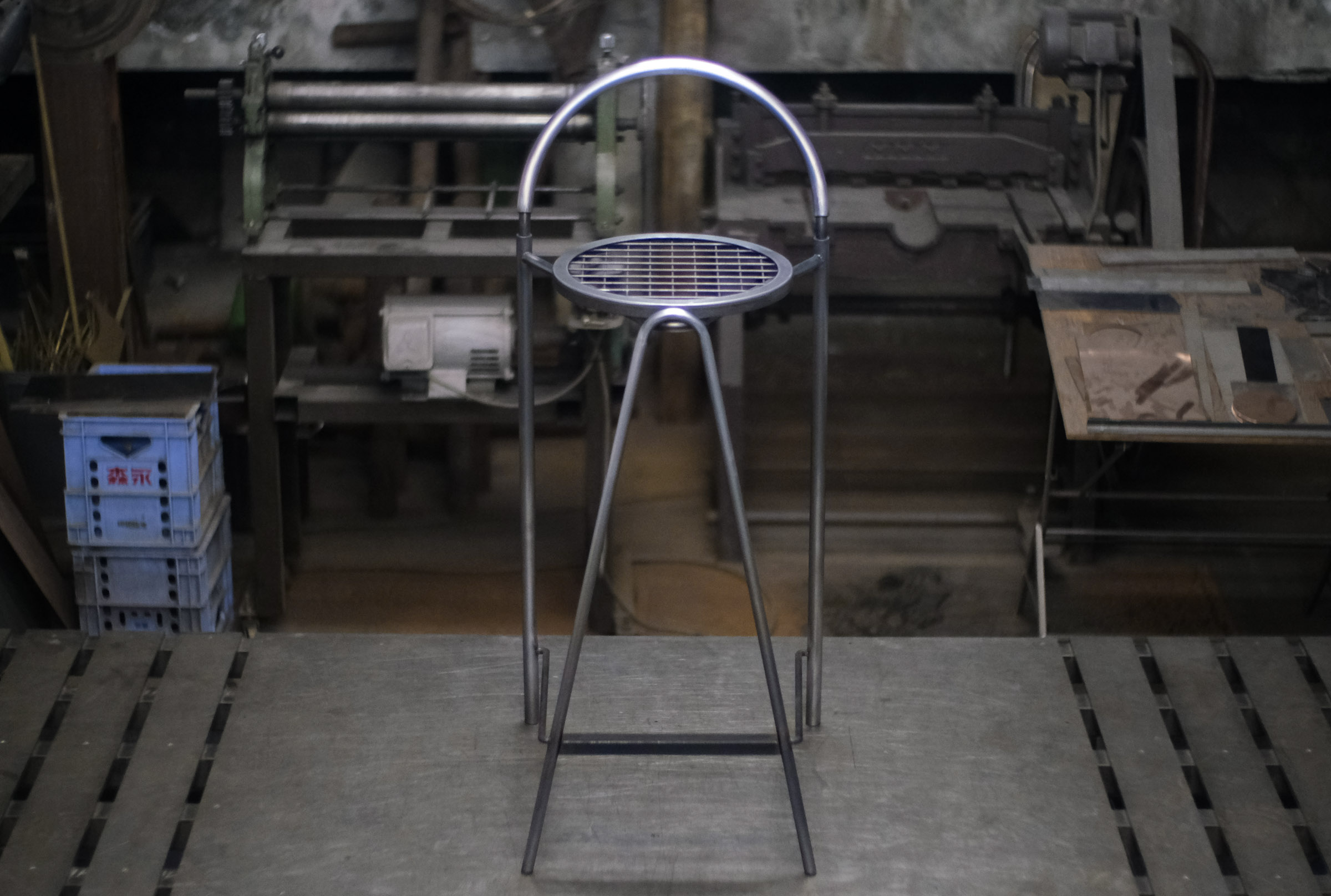 Stacking High Stool 08